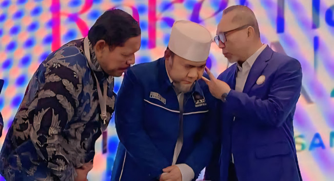 Gubernur Bengkulu Helmi Hasan merupakan adik kandung Menko Pangan RI, Zulkifli Hasan